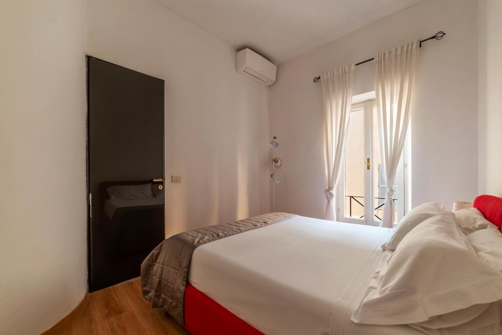Via Del Pie Di Marmo Private Apartment Rome Luaran gambar